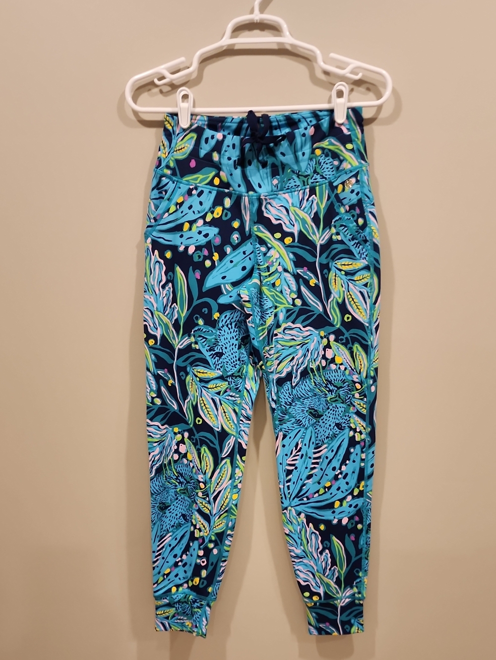 Lilly Pulitzer Luxletic Teal Floral Joggers, Size Small